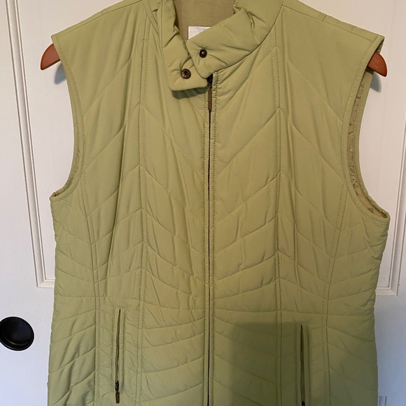 Zip front vest - Picture 1 of 6